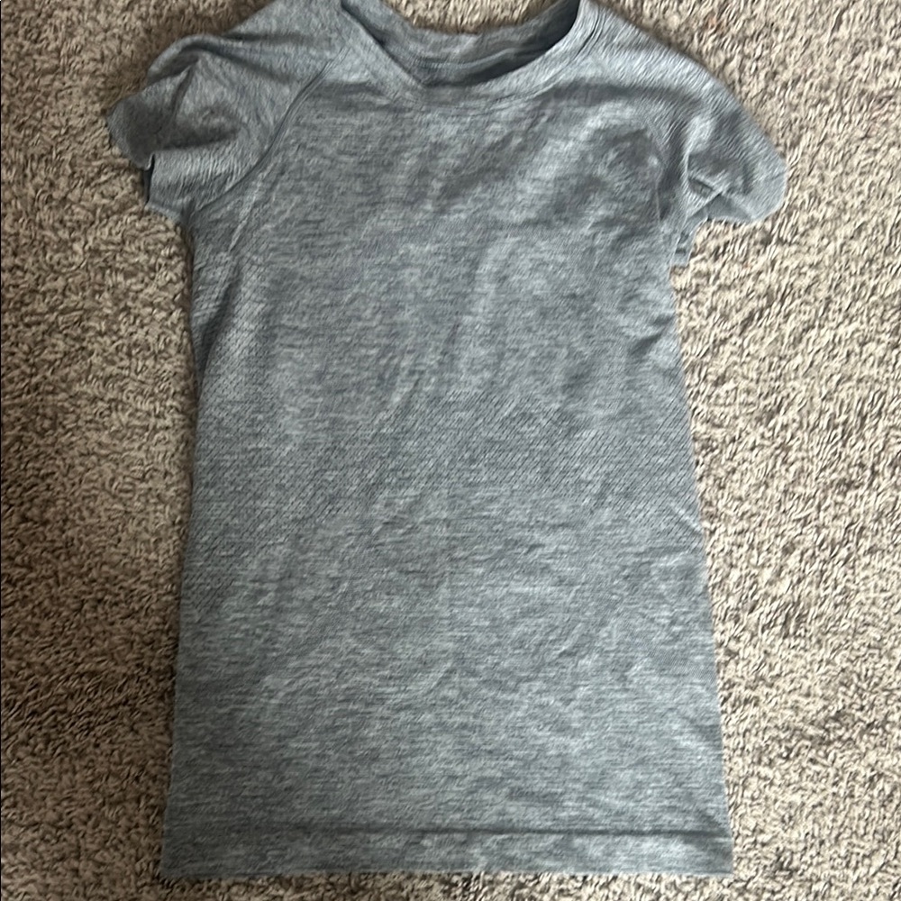 Gray lululemon swiftly tech